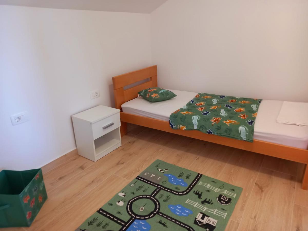 Apartman La Marija 프리즈바 외부 사진